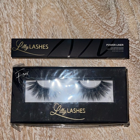 Lilly Lashes in Delara power liner - Picture 3 of 5